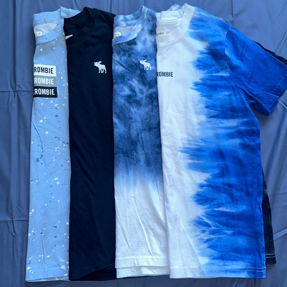Abercrombie kids Logo Tshirt short sleeve bundle 4 for $30